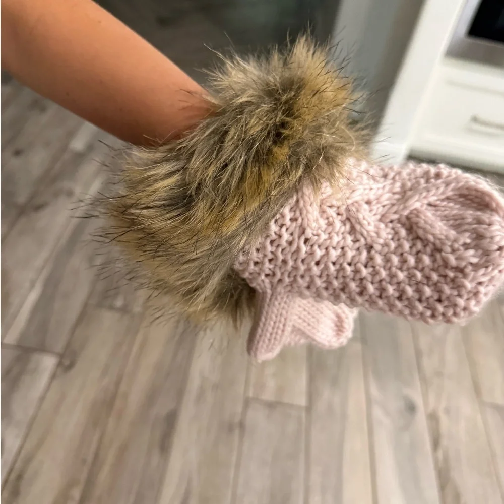 Accessory Collective Pink Mittens with Faux Fur Cuff